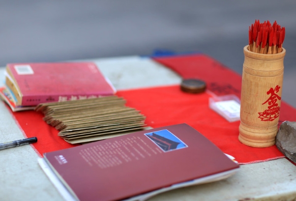 50多岁的女人梦见自己怀孕_晚年怀孕梦解